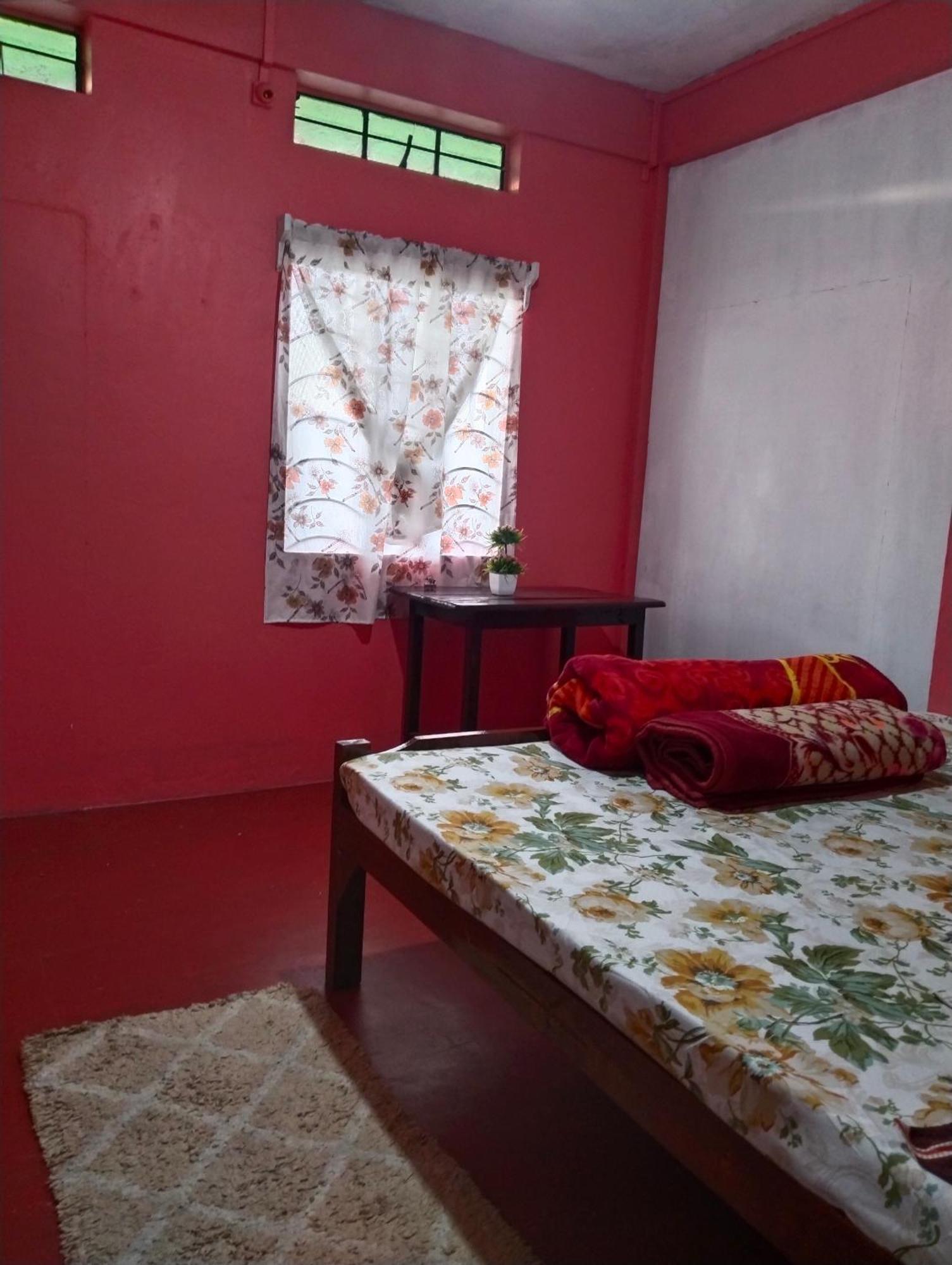 The Bethel Guest House 乞拉朋齐 外观 照片