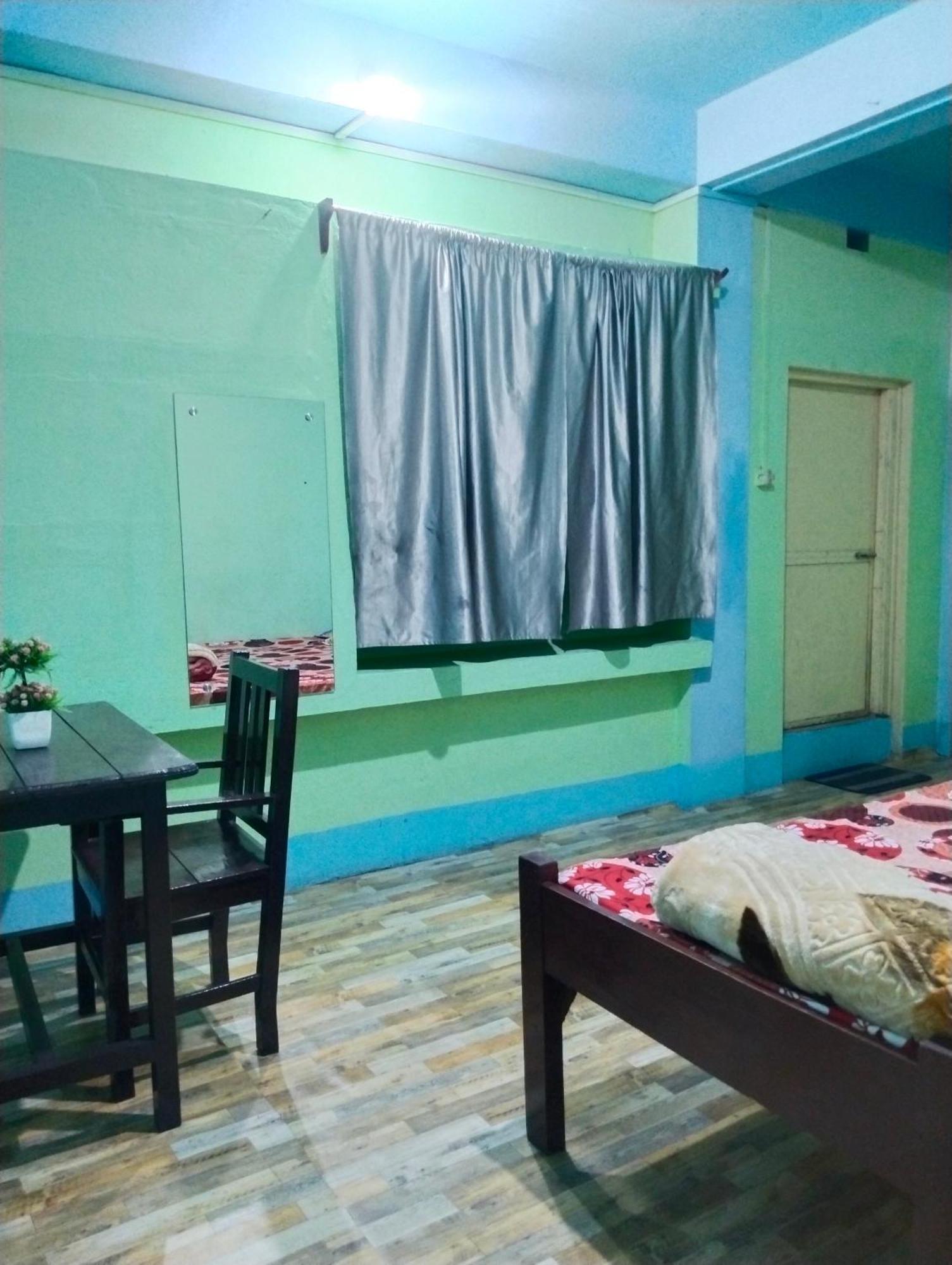 The Bethel Guest House 乞拉朋齐 外观 照片